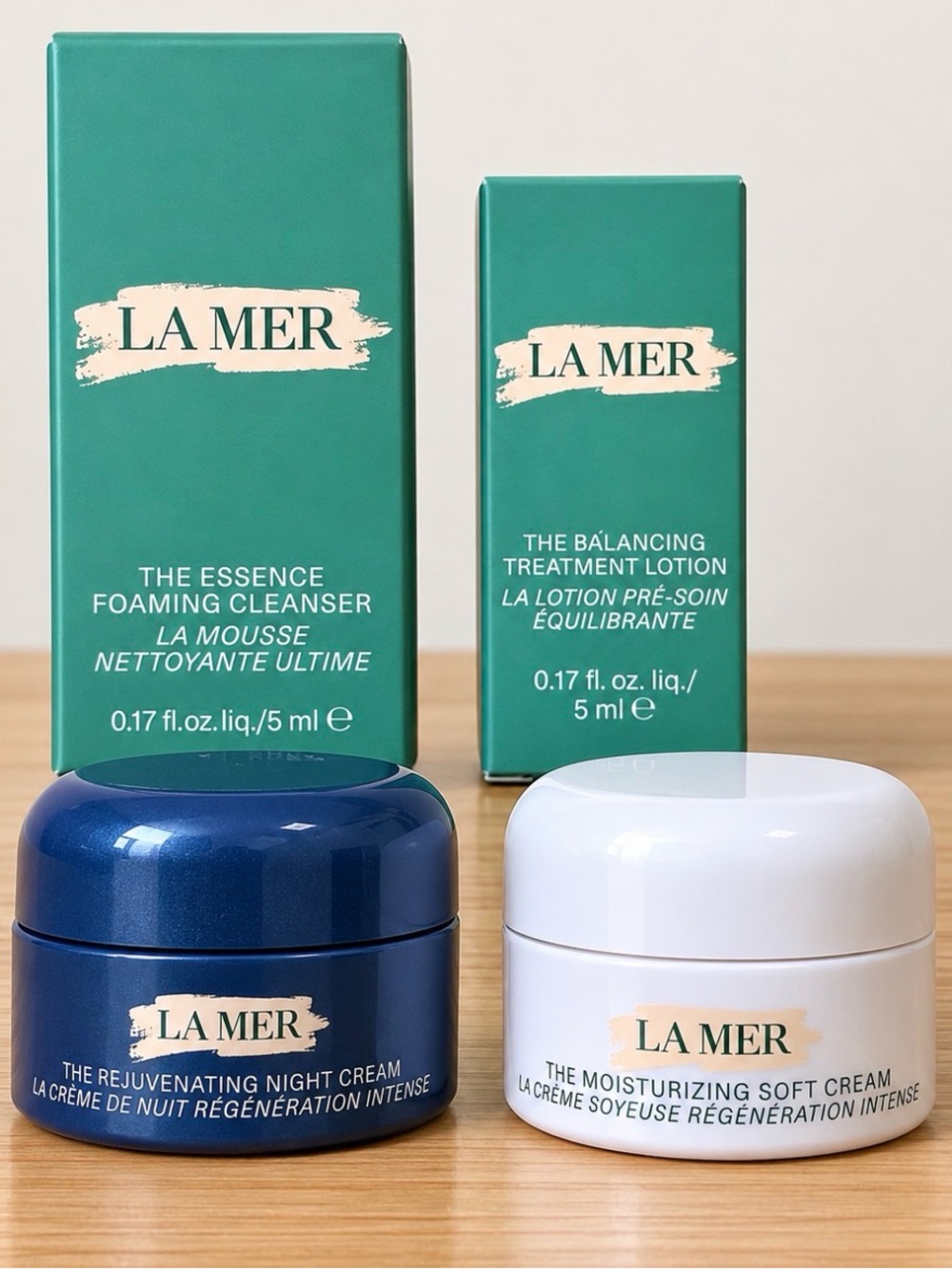La Mer 4-Piece Luxury Skincare Set Minis NEW Unused Cleanser Cream Lotion